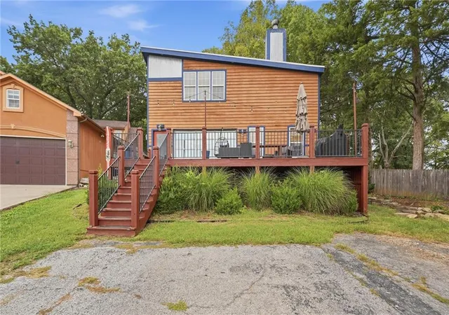 Single family home for sale at 231 L St, Lake Lotawana, MO 64086 | MLS# 2643539