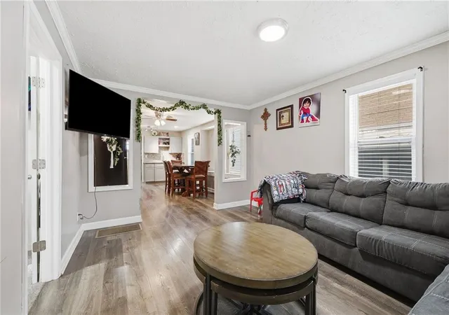 Photo 3 of Sale Pending at 4008 Strong Ave, Kansas City, KS 66106 | MLS# 2643540 | Listing updated on 2026-10-06