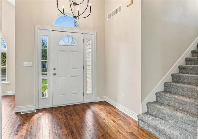 Photo 3 of Single family home for sale at 1306 Thomas Dr, Louisburg, KS 66053 | MLS# 2643546 | Listing updated on 2026-09-28