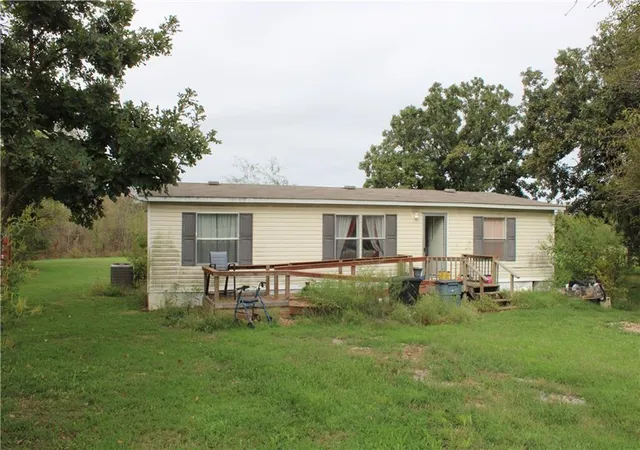 Photo 3 of Sale Pending at 747 S 20th Street, Mc Cune, KS 66753 | MLS# 2643549 | Listing updated on 2026-09-30