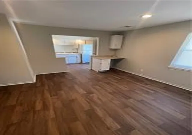 Listing Photo 4 - Condo for sale in building located at 326 N Morse Ave, Liberty, MO 64068