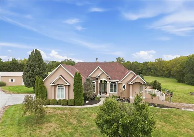 Photo 3 of Single family home for sale at 20809 S State Route J Hwy, Peculiar, MO 64078 | MLS# 2643588 | Listing updated on 2026-10-08
