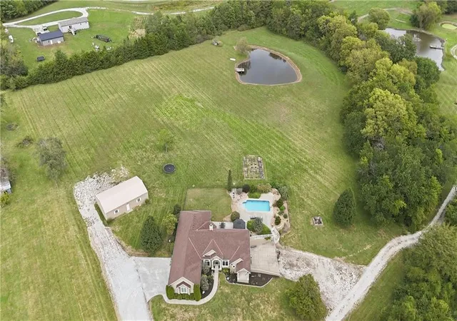 Photo 3 of Single family home for sale at 20809 S State Route J Hwy, Peculiar, MO 64078 | MLS# 2643588 | Listing updated on 2026-10-08