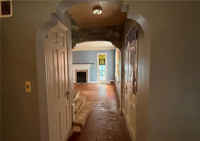 Photo 2 of Single family home for sale at 306 Meyer Blvd E, Kansas City, MO 64113 | MLS# 2643594 | Listing updated on 2026-10-08