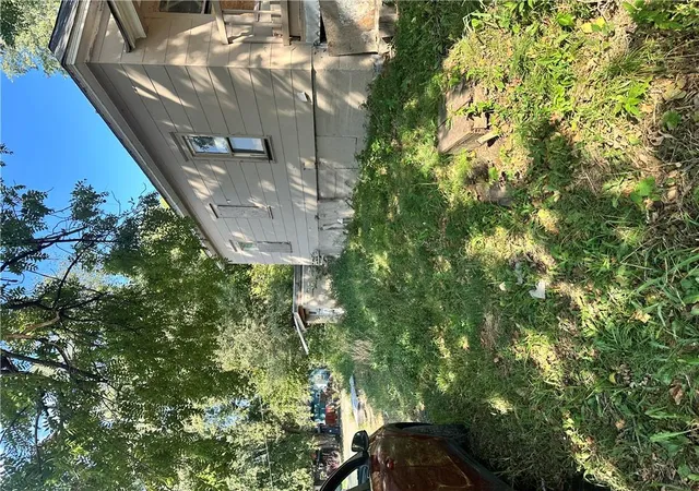 Photo 3 of Single family home for sale at 525 Blue Ridge Blvd, Kansas City, MO 64125 | MLS# 2643604 | Listing updated on 2026-10-06