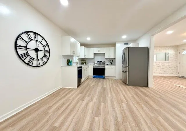 Photo 4 of Single family home for sale at 224 S Central St, Olathe, KS 66061 | MLS# 2643607 | Listing updated on 2026-10-03