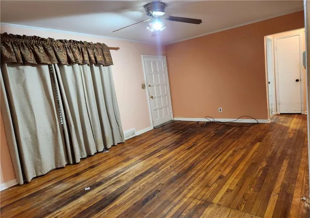Photo 3 of Sale Pending at 7024 Hunter Rd, Raytown, MO 64133 | MLS# 2643609 | Listing updated on 2026-10-05
