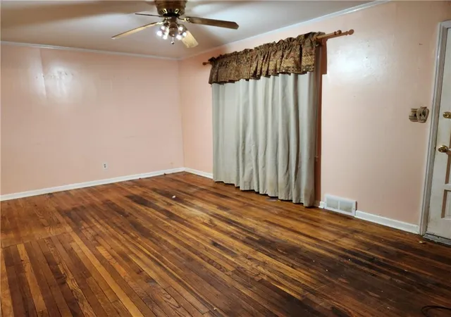 Photo 3 of Sale Pending at 7024 Hunter Rd, Raytown, MO 64133 | MLS# 2643609 | Listing updated on 2026-10-05