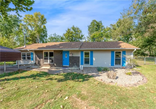 Single family home for sale at 220 Salem Ave, Knob Noster, MO 65336 | MLS# 2643618