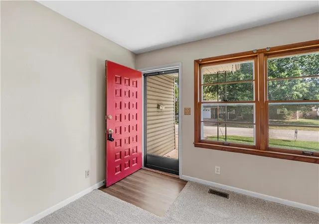 Photo 3 of Single family home for sale at 635 N Perkins St, Nevada, MO 64772 | MLS# 2643628 | Listing updated on 2026-09-29
