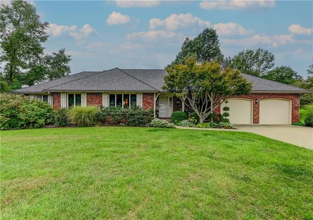 Photo 1 of Single family home for sale at 711 W Fairway Dr, Plattsburg, MO 64477 | MLS# 2643632 | Listing updated on 2026-10-06
