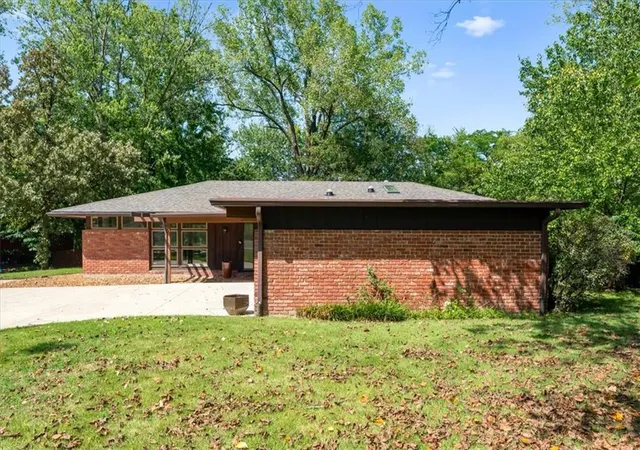 Single family home for sale at 2404 Orchard Ln, Lawrence, KS 66049 | MLS# 2643633