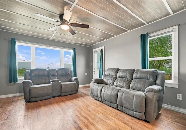Photo 4 of Single family home for sale at 7848 Osage Rd, Atchison, KS 66002 | MLS# 2643636 | Listing updated on 2026-09-29