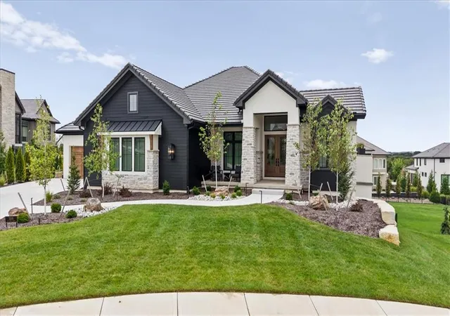 Photo 3 of Single family home for sale at 3205 W 149th Street, Overland Park, KS 66224 | MLS# 2643641 | Listing updated on 2026-10-01