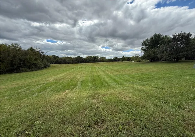 Photo 1 of Land for sale at 702 Oak St, Pattonsburg, MO 64670 | MLS# 2643646 | Listing updated on 2026-09-23