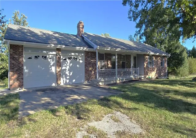 Photo 2 of Sale Pending at 30808 E County Line Rd, Pleasant Hill, MO 64080 | MLS# 2643648 | Listing updated on 2026-10-06