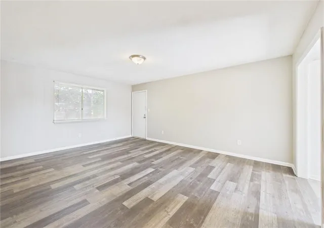 Photo 3 of House for sale at 8030 Campbell St, Kansas City, MO 64131 | MLS# 2643661 | Listing updated on 2026-10-07