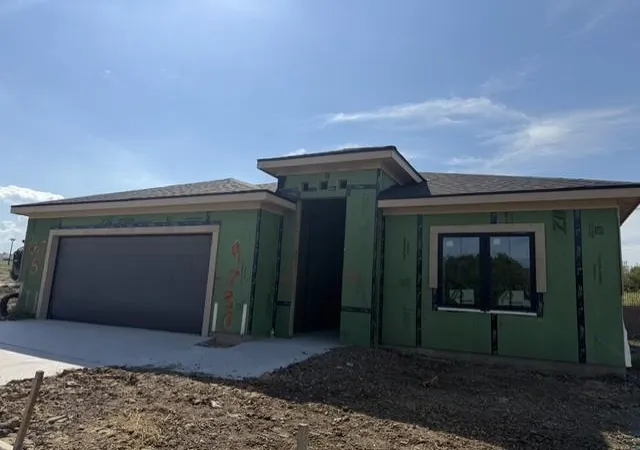 Photo 1 of Single family home for sale at 9730 N Mokane St, Kansas City, MO 64154 | MLS# 2643668 | Listing updated on 2026-09-25
