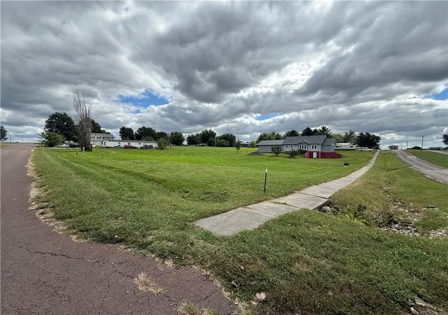 Photo 3 of Land for sale at 200 Oak St, Pattonsburg, MO 64670 | MLS# 2643669 | Listing updated on 2026-09-23