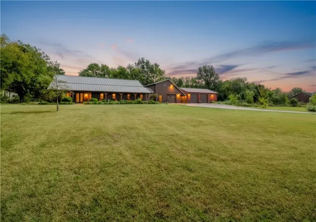 Photo 3 of Single family home for sale at 253 Se 13 Highway, Warrensburg, MO 64093 | MLS# 2643678 | Listing updated on 2026-10-01