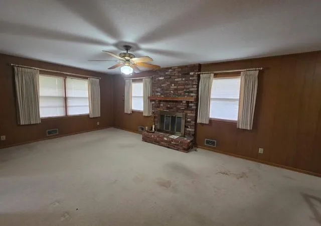 Photo 3 of Sale Pending at 10119 W 92nd Street, Overland Park, KS 66212 | MLS# 2643681 | Listing updated on 2026-09-30