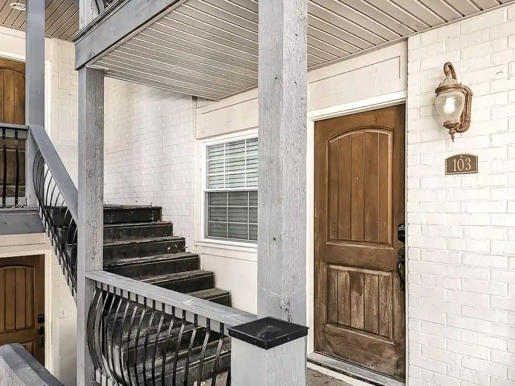 Listing Photo 28 - Condo for sale in 4500 Jefferson St located at 4500 Jefferson St, Kansas City, MO 64111 - Unit #103