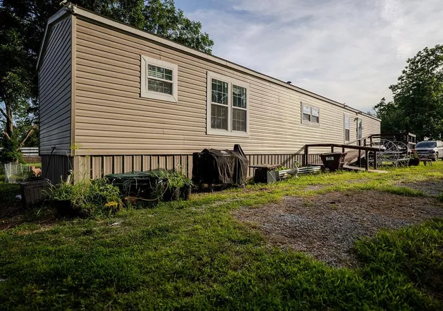 Photo 1 of Single family home for sale at 9243 1st Street, Hume, MO 64752 | MLS# 2643689 | Listing updated on 2026-10-07