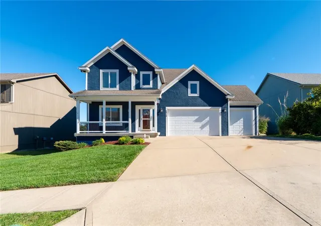 Single family home for sale at 2819 N 100th Street, Kansas City, KS 66109 | MLS# 2643702
