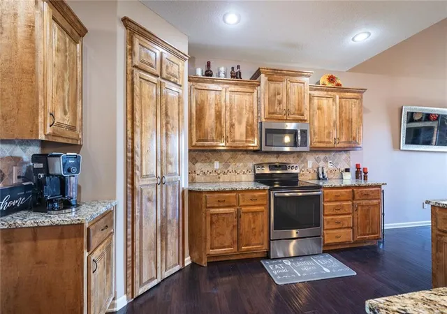 Photo 3 of Single family home for sale at 2819 N 100th Street, Kansas City, KS 66109 | MLS# 2643702 | Listing updated on 2026-10-04