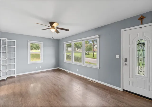 Photo 4 of Sale Pending at 12 W 10th Street, Carrollton, MO 64633 | MLS# 2643703 | Listing updated on 2026-10-19