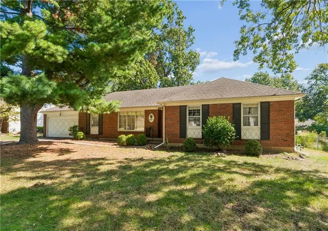 Photo 2 of Single family home for sale at 6441 Woodson Dr, Mission, KS 66202 | MLS# 2643706 | Listing updated on 2026-10-01