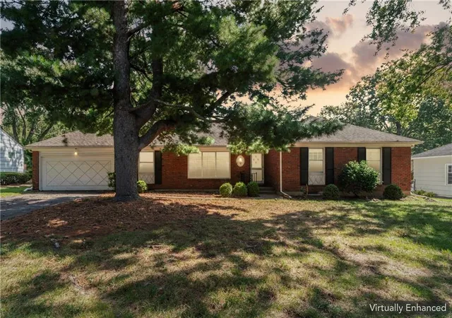 Photo 4 of Single family home for sale at 6441 Woodson Dr, Mission, KS 66202 | MLS# 2643706 | Listing updated on 2026-10-01