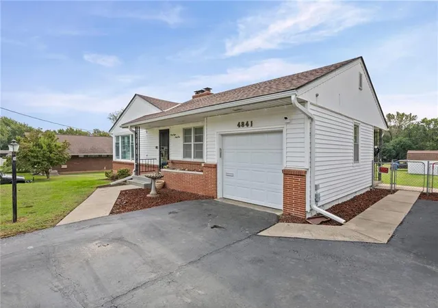Photo 2 of Sale Pending at 4841 Gibbs Rd, Kansas City, KS 66106 | MLS# 2643709 | Listing updated on 2026-10-03