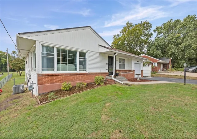 Photo 3 of Sale Pending at 4841 Gibbs Rd, Kansas City, KS 66106 | MLS# 2643709 | Listing updated on 2026-10-03
