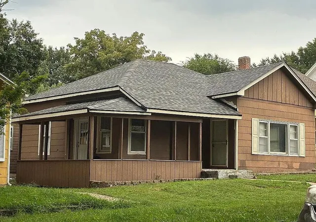 Photo 1 of Single family home for sale at 316 Vine St, Leavenworth, KS 66048 | MLS# 2643714 | Listing updated on 2026-09-24