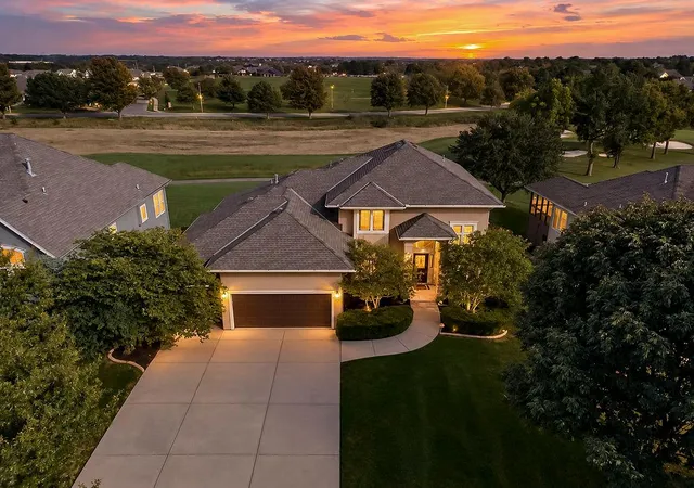 Photo 1 of Single family home for sale at 10411 N Euclid Ave, Kansas City, MO 64155 | MLS# 2643715 | Listing updated on 2026-10-08