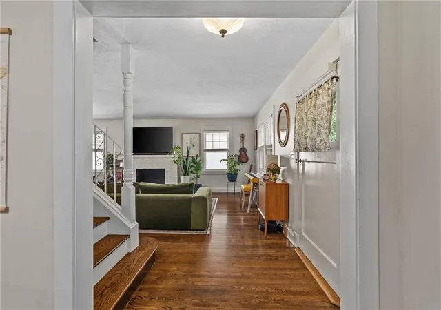 Photo 4 of Single family home for sale at 620 60th Terrace, Kansas City, MO 64113 | MLS# 2643720 | Listing updated on 2026-10-08