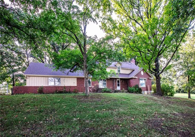 Photo 2 of Single family home for sale at 22829 Road, Lacygne, KS 66040 | MLS# 2643725 | Listing updated on 2026-09-24
