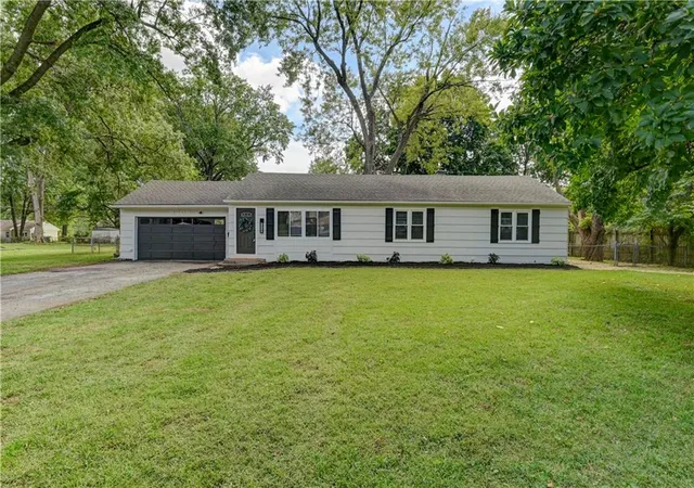 Photo 1 of Single family home for sale at 9409 E 65th Street, Raytown, MO 64133 | MLS# 2643729 | Listing updated on 2026-10-08