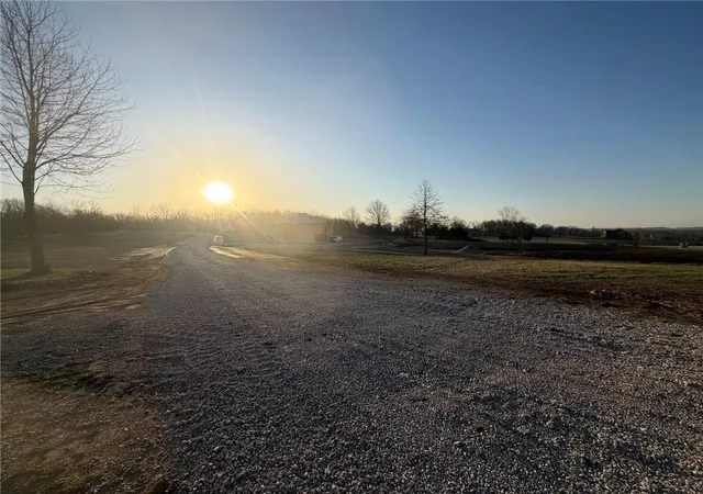 Photo 10 of Single family home for sale at 31404 S Davenport Rd, Drexel, MO 64742 | MLS# 2643732 | Listing updated on 2026-09-24