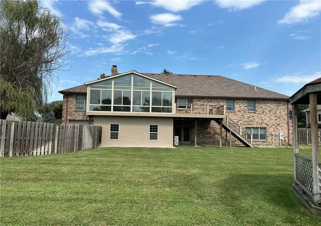Photo 4 of Single family home for sale at 3008 Woods Ct, Saint Joseph, MO 64505 | MLS# 2643739 | Listing updated on 2026-09-26
