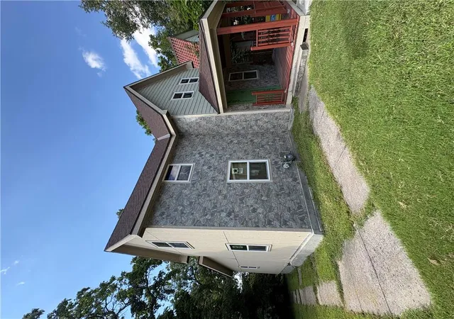 Photo 3 of Single family home for sale at 4030 Woodland Ave, Kansas City, MO 64110 | MLS# 2643744 | Listing updated on 2026-09-30
