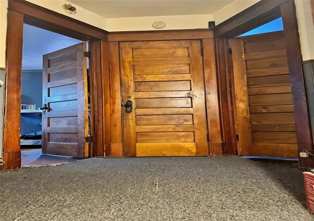 Photo 14 of Single family home for sale at 3335 Wabash Ave, Kansas City, MO 64109 | MLS# 2643750 | Listing updated on 2026-10-12