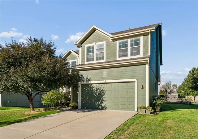 Photo 1 of Single family home for sale at 12438 S Crestone St, Olathe, KS 66061 | MLS# 2643765 | Listing updated on 2026-10-08