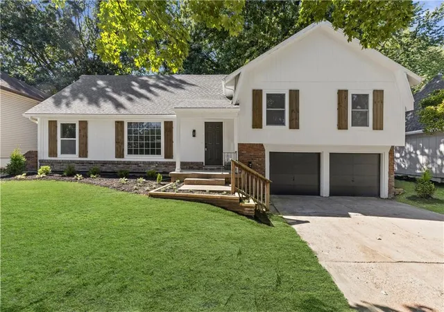 Photo 1 of Single family home for sale at 7740 Westgate Dr, Shawnee, KS 66216 | MLS# 2643772 | Listing updated on 2026-10-06
