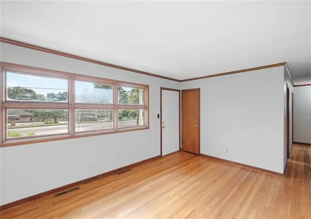 Photo 3 of Single family home for sale at 6324 Nall Ave, Mission, KS 66202 | MLS# 2643784 | Listing updated on 2026-10-01
