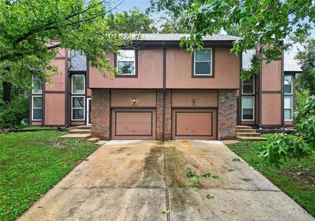 Photo 1 of Multi family home for sale at 7606 W 86th Street, Overland Park, KS 66212 | MLS# 2643792 | Listing updated on 2026-09-29