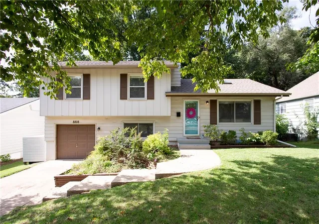 Single family home for sale at 8808 W 89th Street, Overland Park, KS 66212 | MLS# 2643795