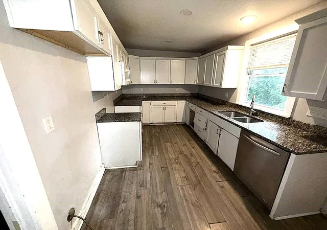 Photo 3 of Single family home for sale at 3249 E 28th Street, Kansas City, MO 64128 | MLS# 2643799 | Listing updated on 2026-10-07