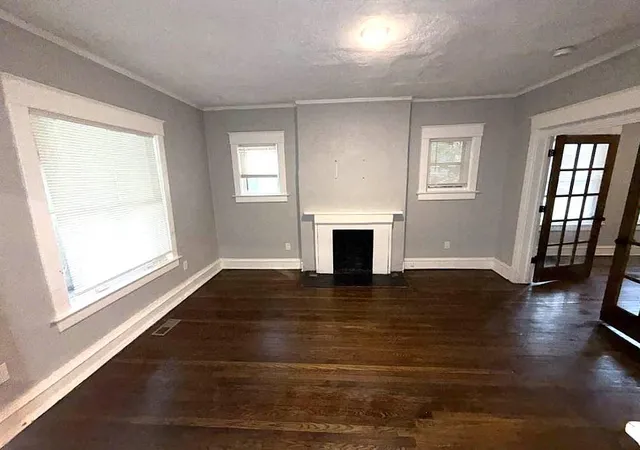 Photo 4 of Single family home for sale at 3249 E 28th Street, Kansas City, MO 64128 | MLS# 2643799 | Listing updated on 2026-10-07